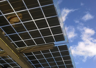 土地付き太陽光発電は賃貸か売却で投資するなら~どちらにするか選択にお悩みの方へ